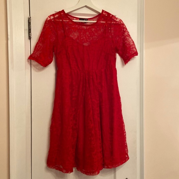 BRAND NEW Maternity (or not) Red Lace dress, Size Small - Picture 5 of 8